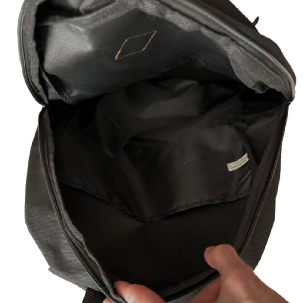 JPMorgan Backpack Unisex NWOT - Picture 3 of 3